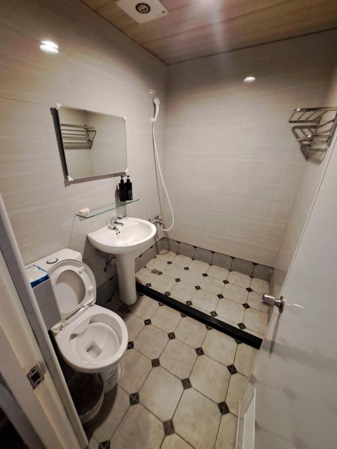 台中市Long Houseアパートメント エクステリア 写真